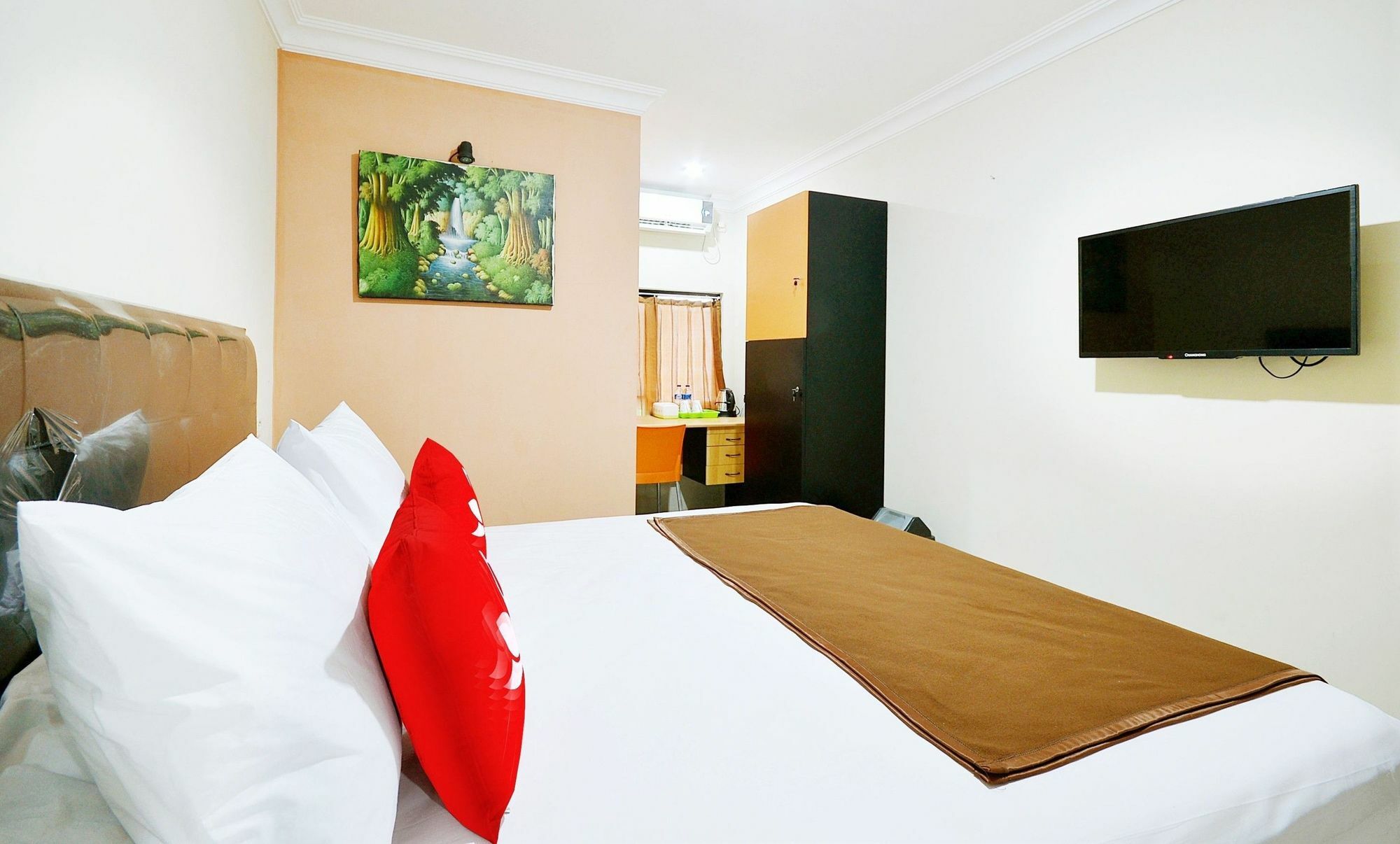 Zen Rooms Kuningan Syariah Jakarta Exteriör bild