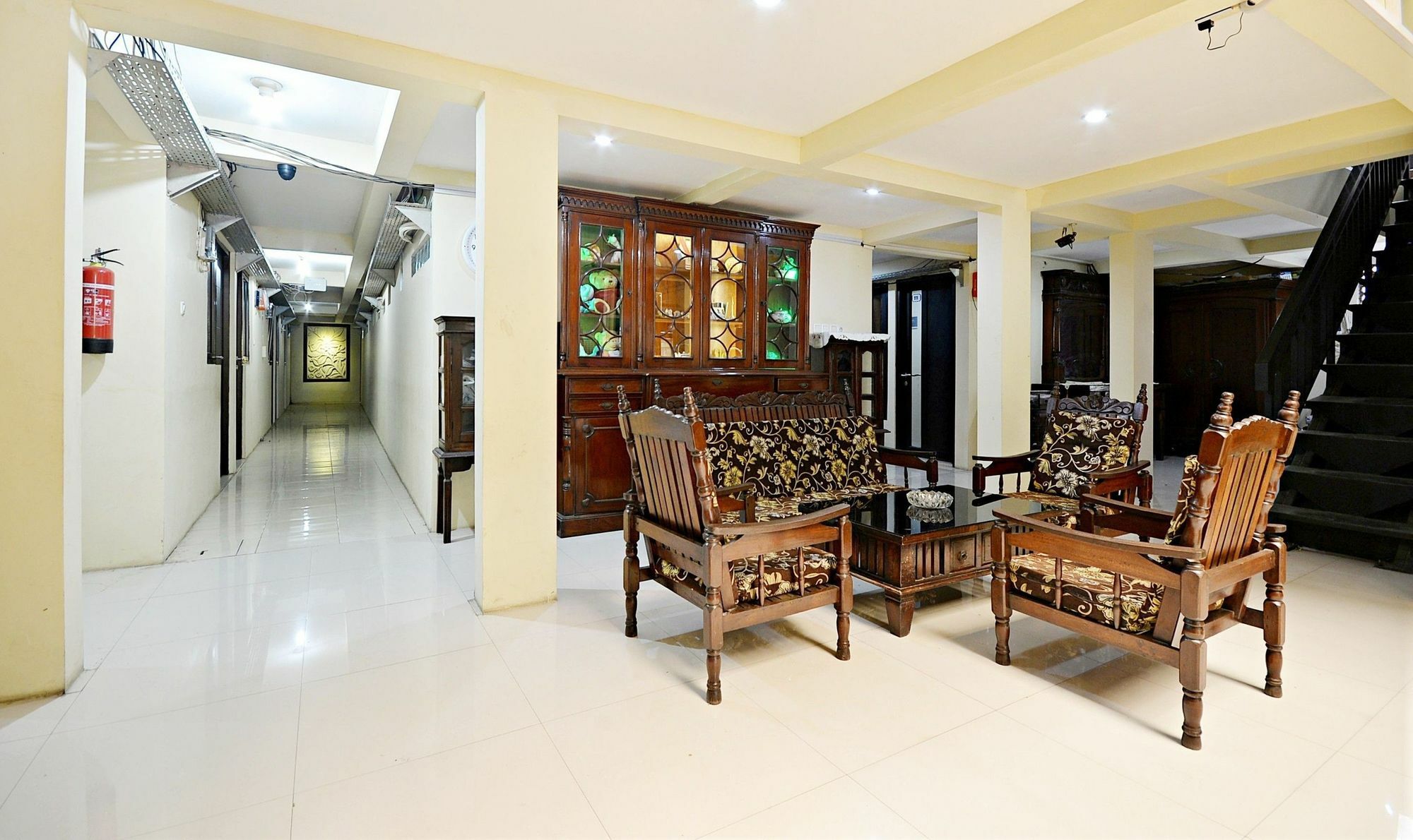Zen Rooms Kuningan Syariah Jakarta Exteriör bild